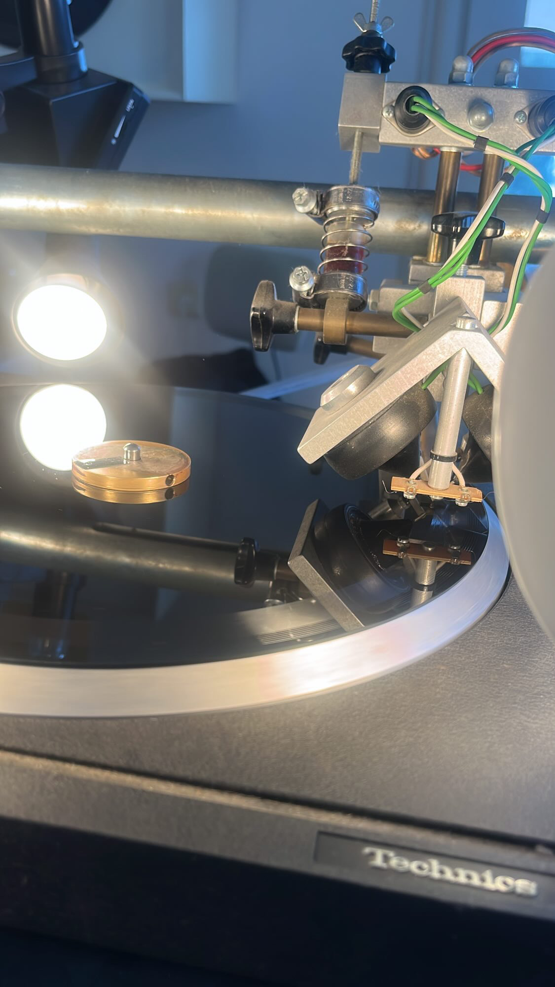 PLASTIK lathe mounted on a Technics turntable
